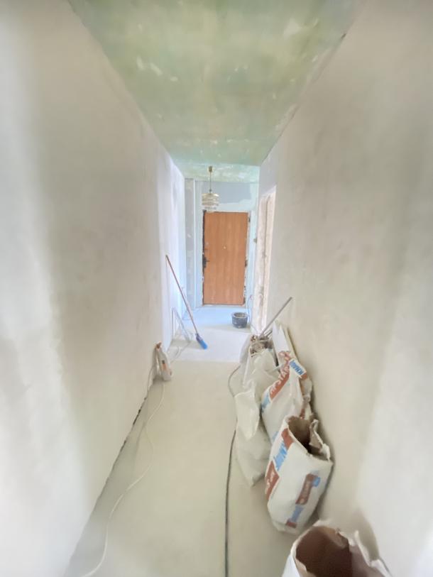 Квартира, 3-кімн., Харьков, Рогань жилмассив, Луи Пастера