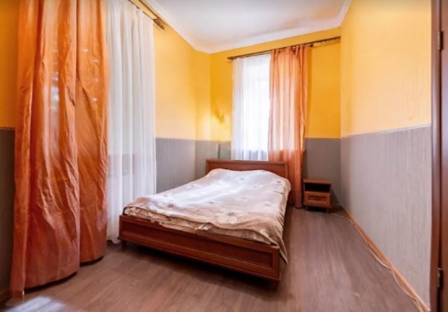 Квартира, 2-кімн., Харьков, Нагорный, Куликовский спуск (Революции ул.)
