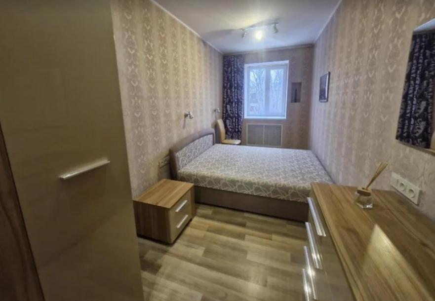 Квартира, 2-кімн., Харьков, Павлово Поле, 23 Августа
