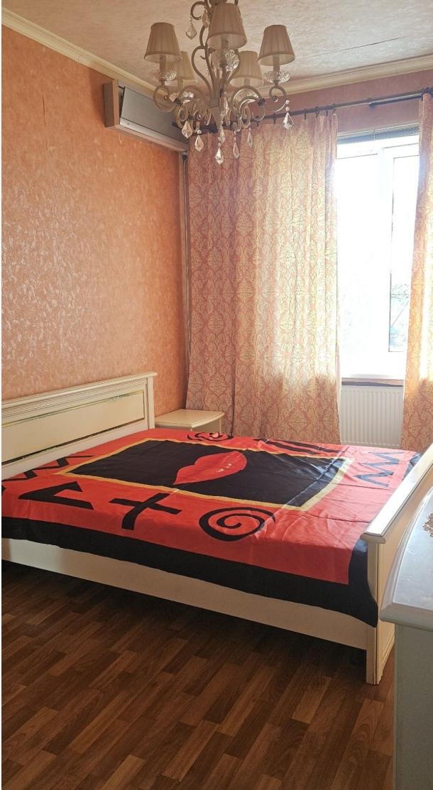 Квартира, 2-кімн., Харьков, Шатиловка, Динамовская