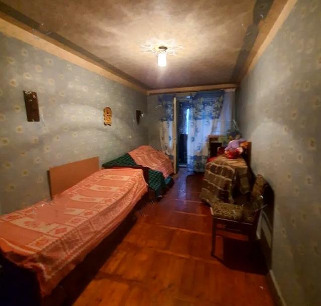 Квартира, 3-кімн., Харьков, Гагарина метро , Аэрокосмический просп. (Гагарина проспект)