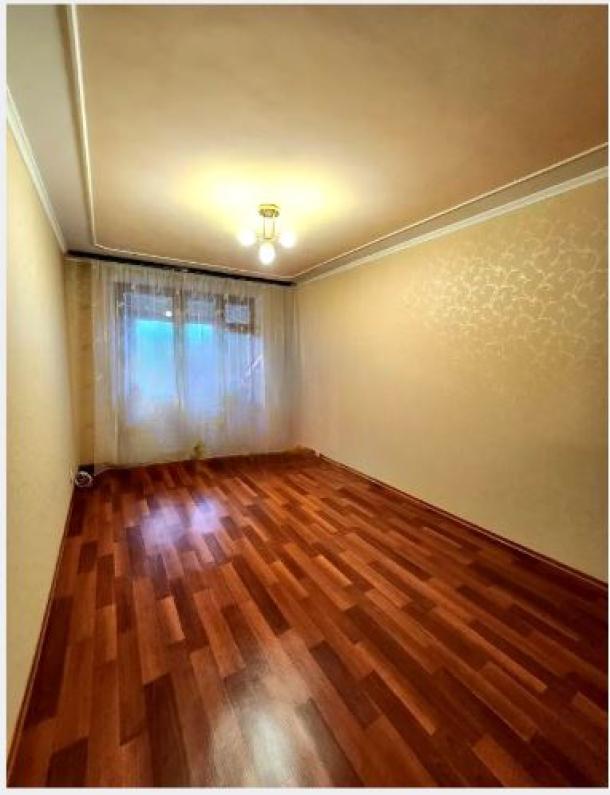 Квартира, 3-кімн., Харьков, 605м/р, Юбилейный пр. (50 лет ВЛКСМ пр.)