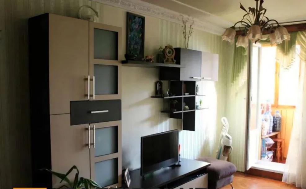 Квартира, 3-кімн., Харьков, 606м/р, Валентиновская