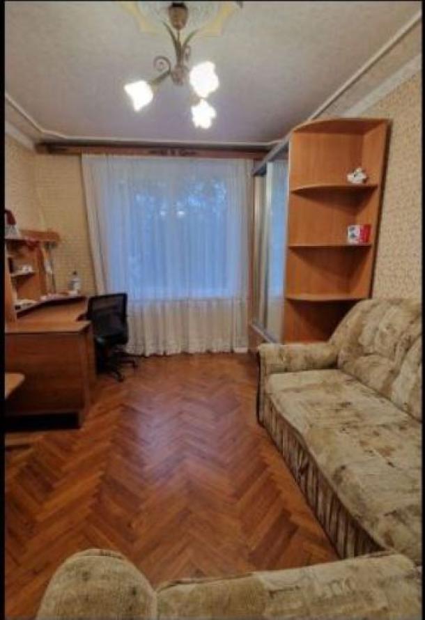 Квартира, 3-кімн., Харьков, 606м/р, Валентиновская