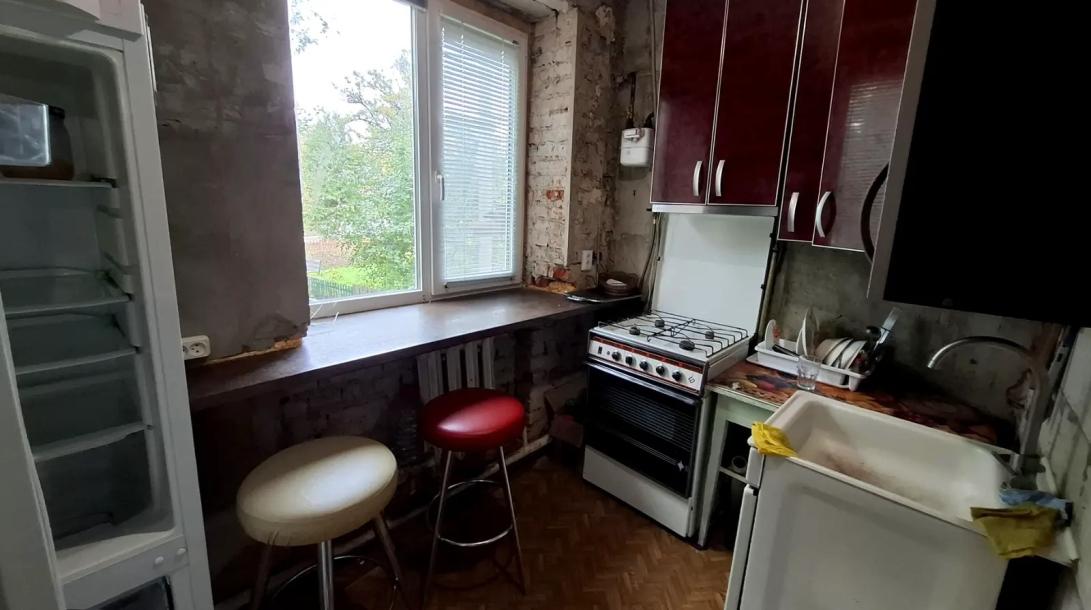 Квартира, 3-кімн., Харьков, Песочин, Героев Чернобыля (Щорса, Красных партизан)