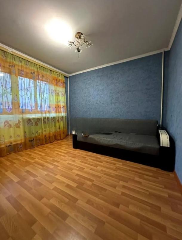 Квартира, 3-кімн., Харьков, 606Ам/р, Гарибальди