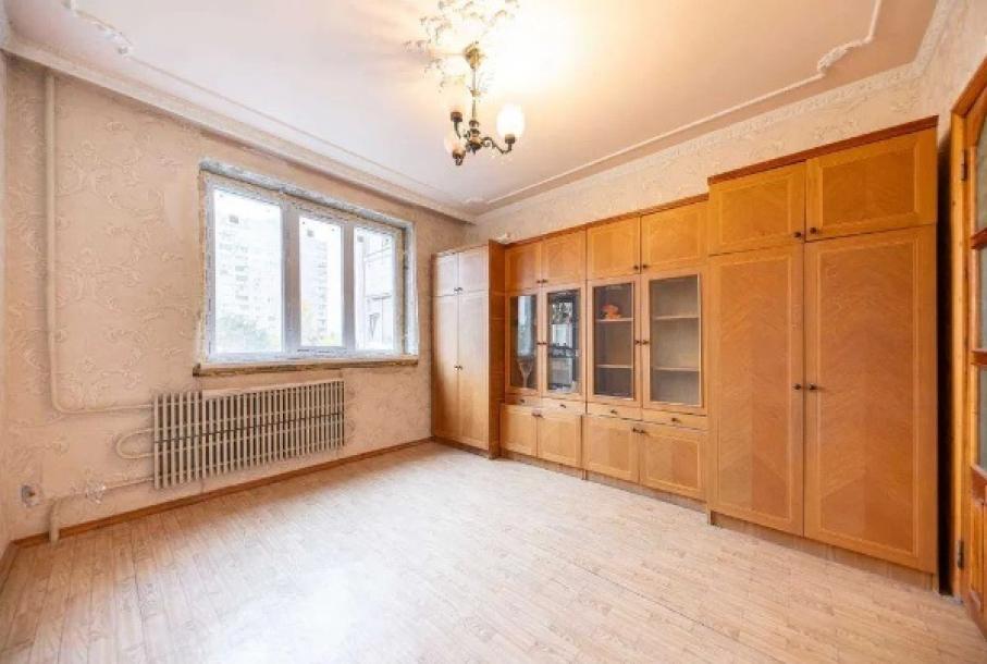 Квартира, 3-кімн., Харьков, Горизонт, Большая Кольцевая