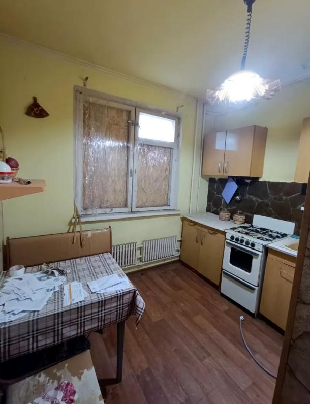 Квартира, 4-кімн., Харьков, 533м/р, Тракторостроителей просп.