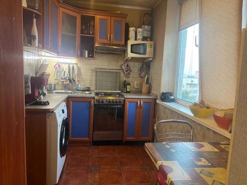 Квартира, 3-кімн., Харьков, 520м/р, Валентиновская