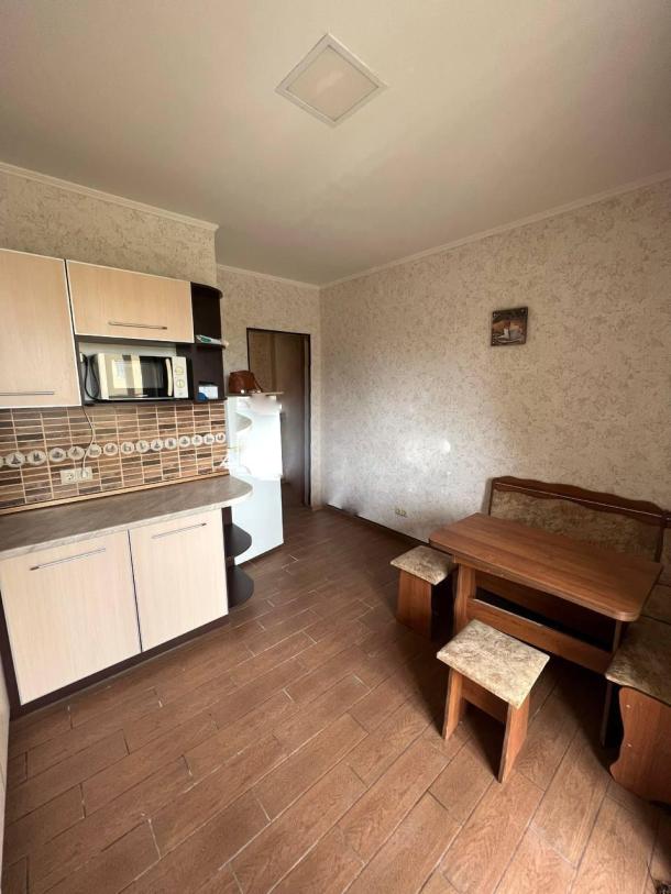 Квартира, 2-кімн., Харьков, Павлово Поле, Станислава Парталы (Балакирева)