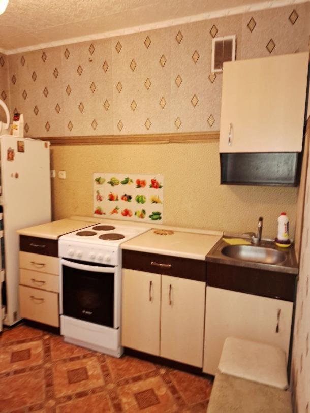 Квартира, 1-кімн., Харьков, Гагарина метро , Аэрокосмический просп. (Гагарина проспект)