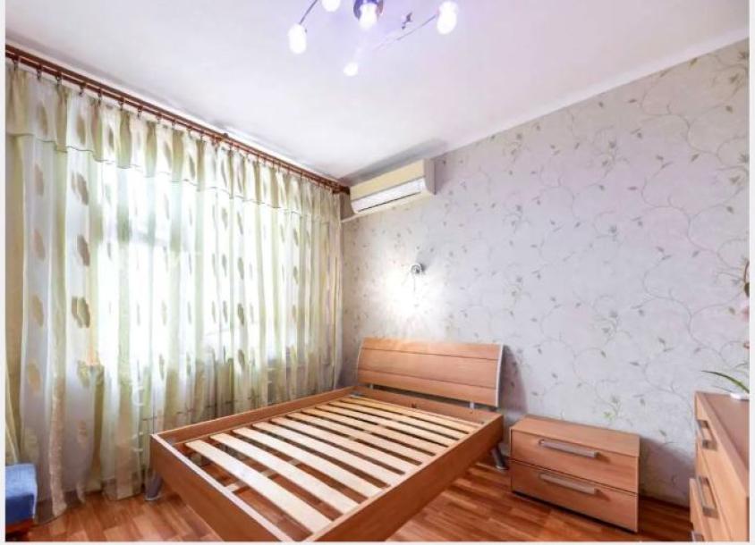 Квартира, 2-кімн., Харьков, Холодная Гора, Чередниченковский пер.