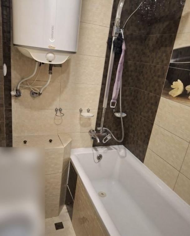 Квартира, 3-кімн., Харьков, 625м/р, Амосова