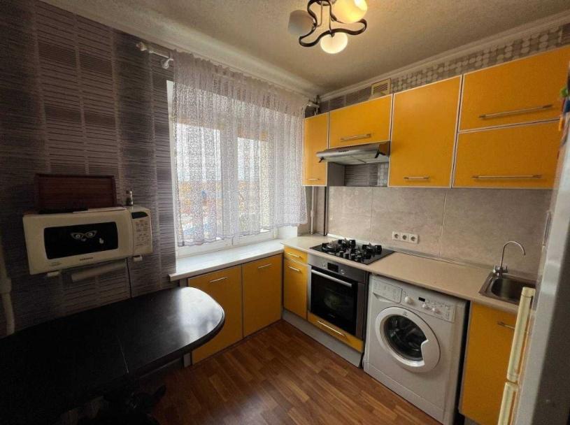 Квартира, 2-кімн., Харьков, 602м/р, Владислава Зубенко (Тимуровцев)