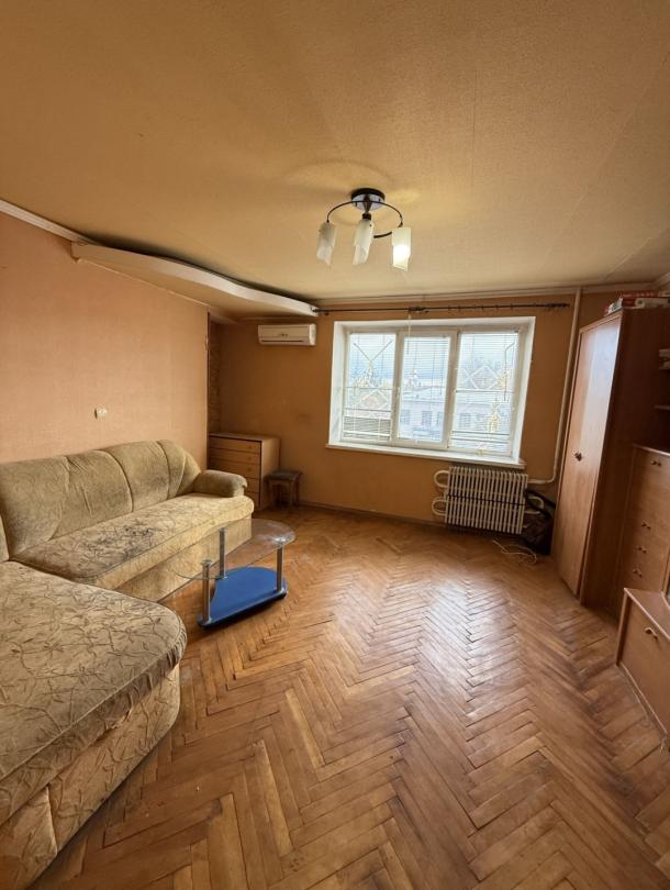 Квартира, 2-кімн., Харьков, Пятихатки, Академика Вальтера