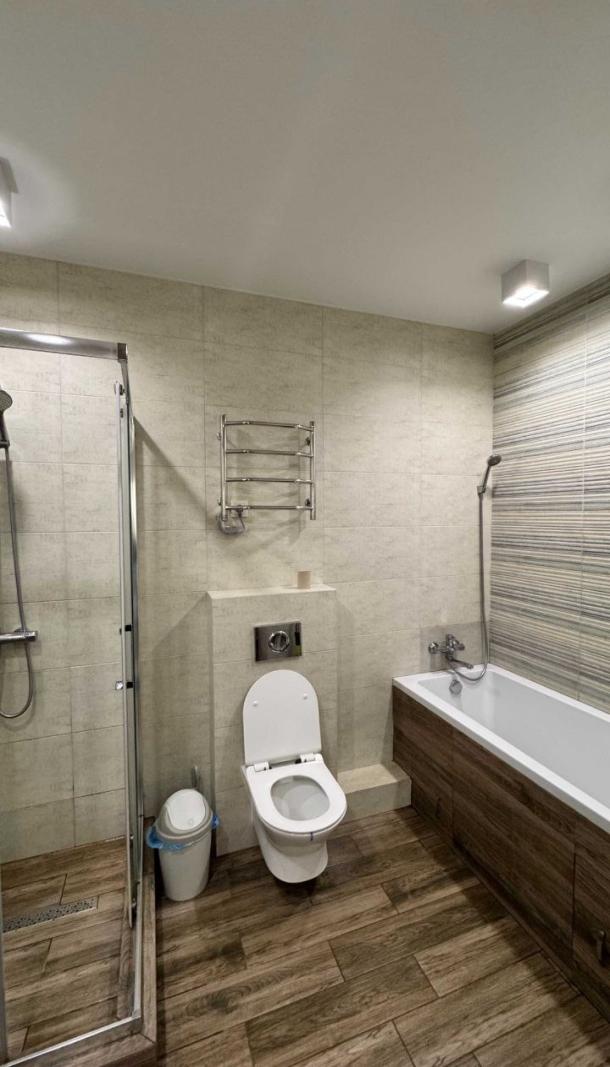 Квартира, 2-кімн., Чугуев, Чугуевский район