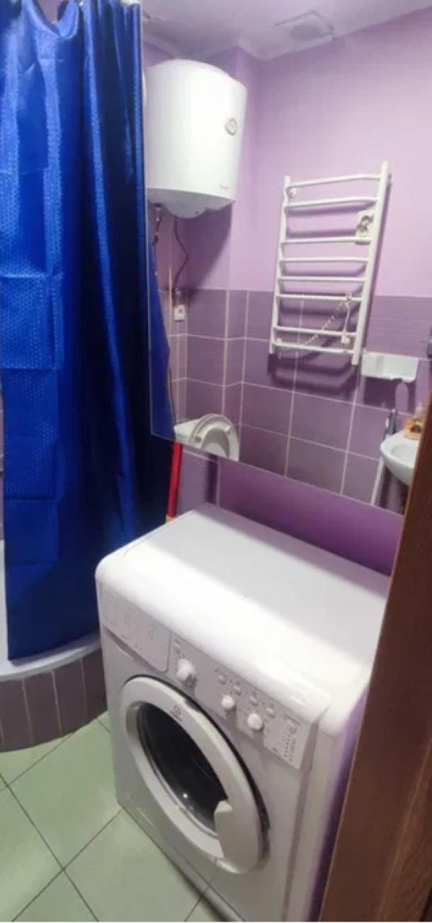 Гостинка, Харьков, Защитников Украины метро, Героев Харькова пр-т