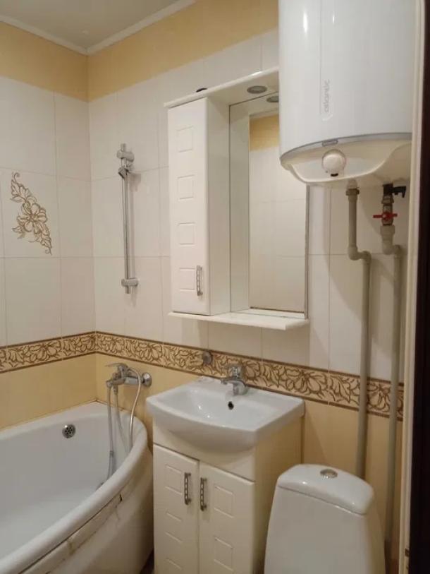 Квартира, 2-кімн., Харьков, Новые Дома, Героев Харькова пр-т