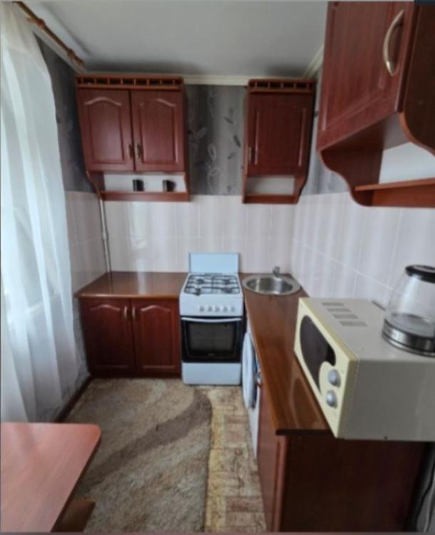 Квартира, 1-кімн., Харьков, 606м/р, Тракторостроителей просп.