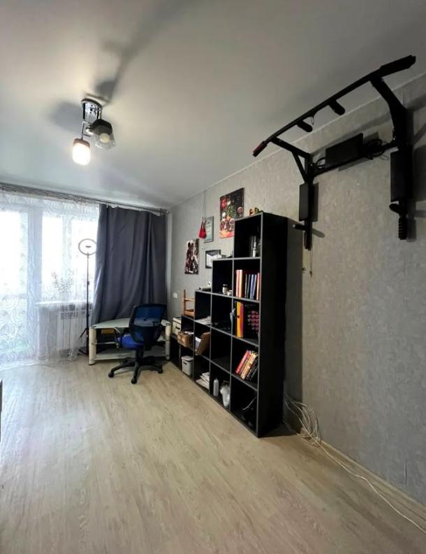 Квартира, 3-кімн., Харьков, Жуковского поселок, Жуковского проспект