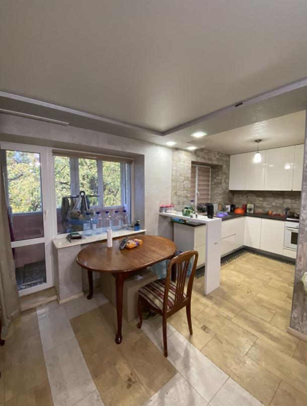 Квартира, 3-кімн., Харьков, Жуковского поселок, Астрономическая