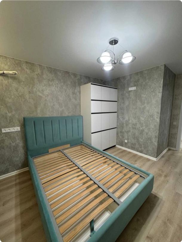 Квартира, 3-кімн., Харьков, 602м/р, Салтовское шоссе