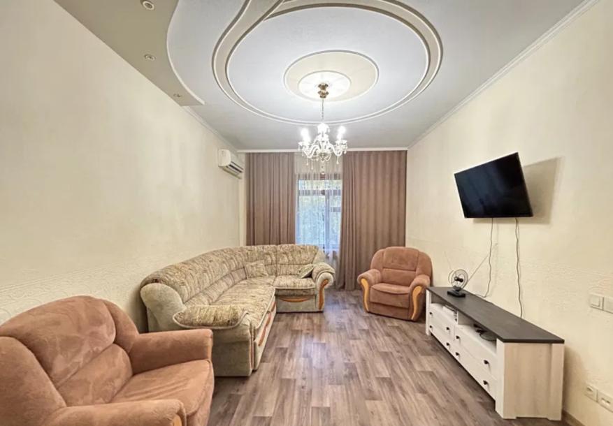 Квартира, 3-кімн., Харьков, Павлово Поле, Науки пр.