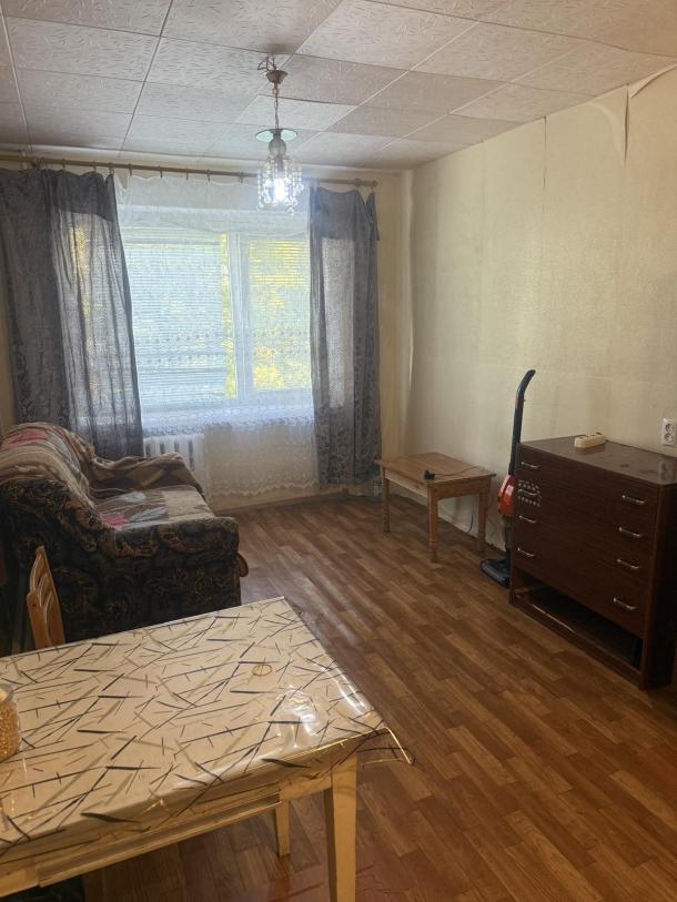 Комната, Харьков, ХТЗ, Библика