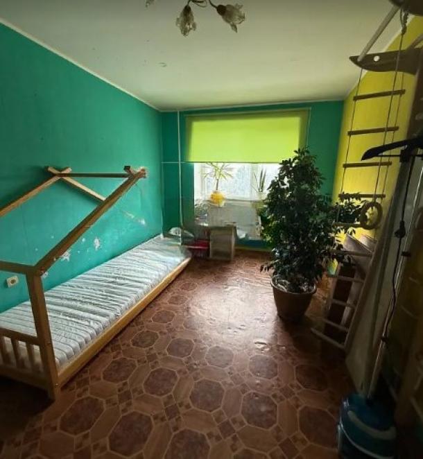 Квартира, 3-кімн., Харьков, Павлово Поле, Клочковская