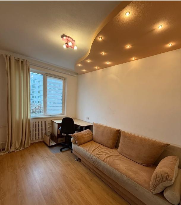 Квартира, 2-кімн., Харьков, 531м/р, Гвардейцев Широнинцев