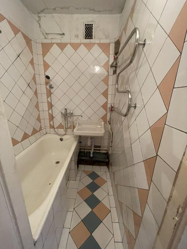 Квартира, 2-кімн., Харьков, 606м/р, Непокоренных (Героев Труда) Квартира, 2-кімн., Харьков, 606м/р, Непокоренных (Героев Труда)