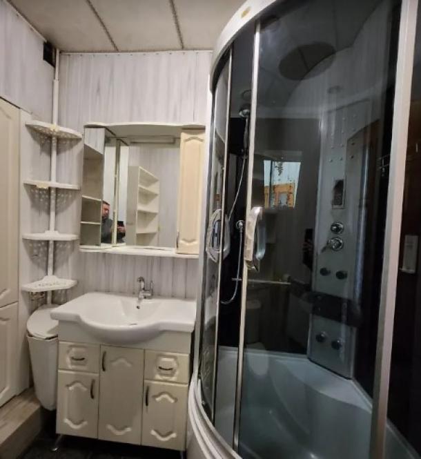 Квартира, 3-кімн., Харьков, Южный Вокзал, Клочковский пер.