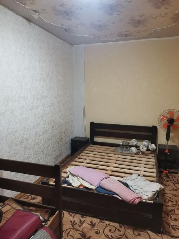 Квартира, 3-кімн., Харьков, Павлово Поле, 23 Августа