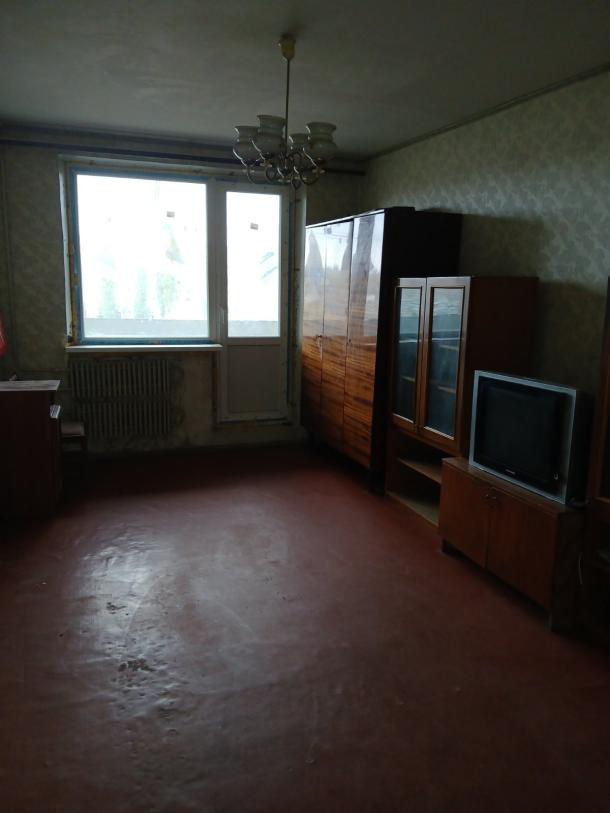 Квартира, 3-кімн., Харьков, 4 Северная Салтовка, Метростроителей