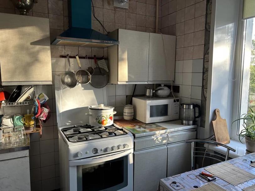 Квартира, 3-кімн., Харьков, Шатиловка, Авиационная