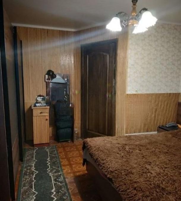 Квартира, 3-кімн., Харьков, Старая Салтовка, Маршала Батицкого