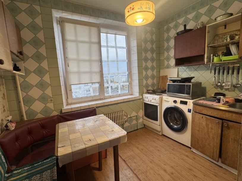 Квартира, 3-кімн., Харьков, Алексеевка, Людвига Свободы пр.