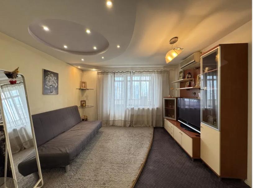 Квартира, 3-кімн., Харьков, Спортивная метро, Георгия Тарасенко (Плехановская)