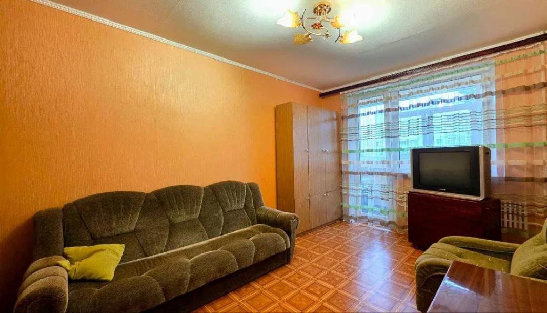 Квартира, 3-кімн., Харьков, Одесская, Аэрокосмический просп. (Гагарина проспект)