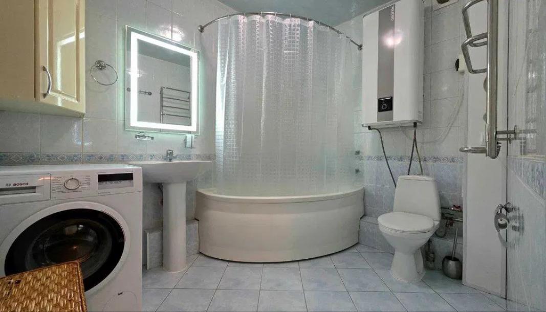 Квартира, 3-кімн., Харьков, Одесская, Аэрокосмический просп. (Гагарина проспект)