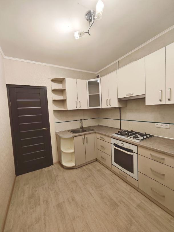 Квартира, 1-кімн., Харьков, Рогань жилмассив, 92-й бригады (Грицевца)