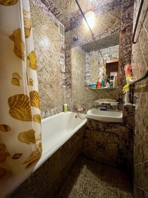 Квартира, 2-кімн., Харьков, 531м/р, Непокоренных (Героев Труда)