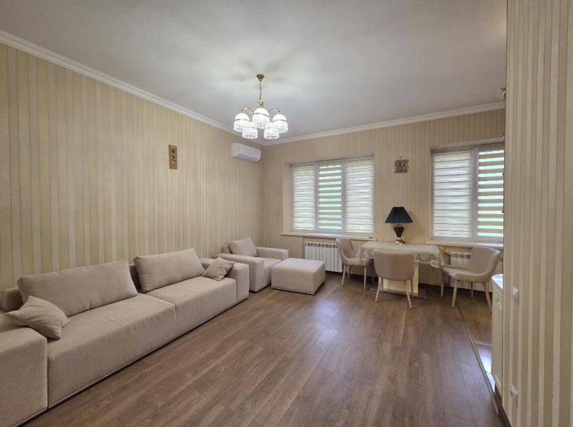 Квартира, 2-кімн., Харьков, Нагорный, Каразина