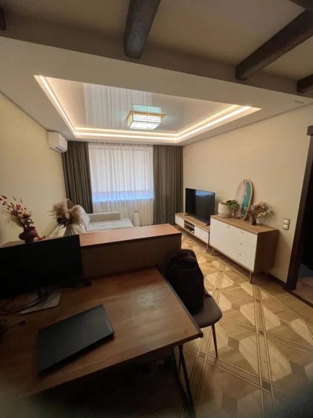 Квартира, 2-кімн., Харьков, Рогань жилмассив, 92-й бригады (Грицевца)