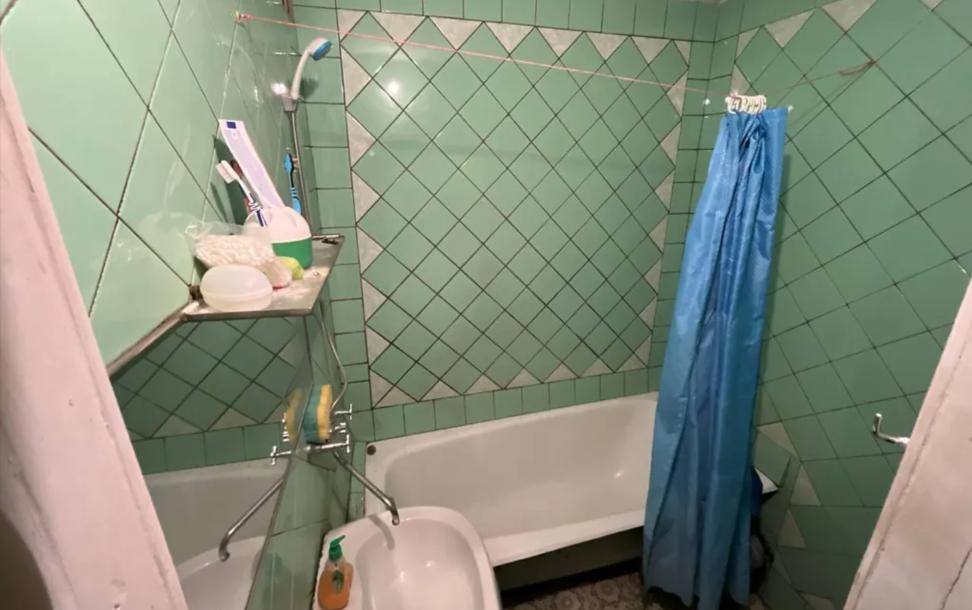 Квартира, 3-кімн., Харьков, Основа, Валдайская