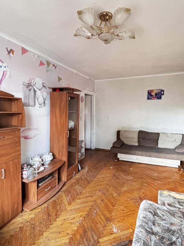 Квартира, 3-кімн., Харьков, 603м/р, Тракторостроителей просп.