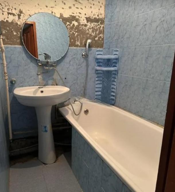 Квартира, 3-кімн., Харьков, 531м/р, Непокоренных (Героев Труда)