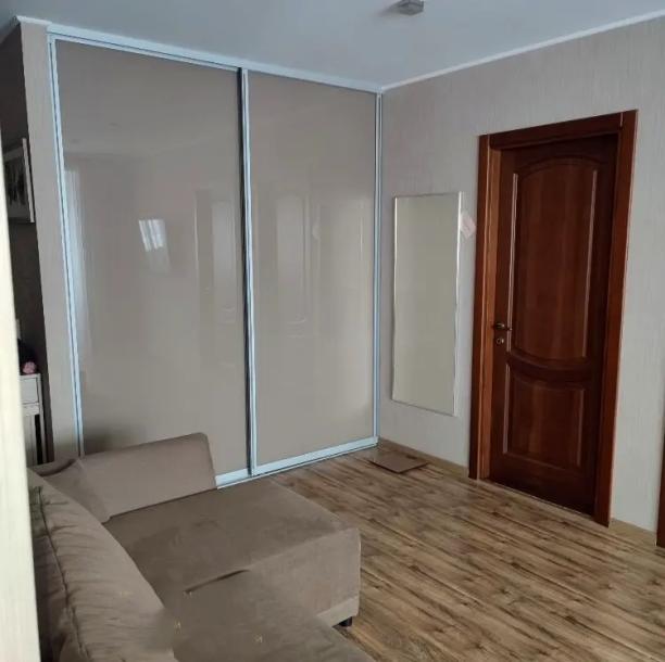 Квартира, 4-кімн., Харьков, Павлово Поле, Науки пр.