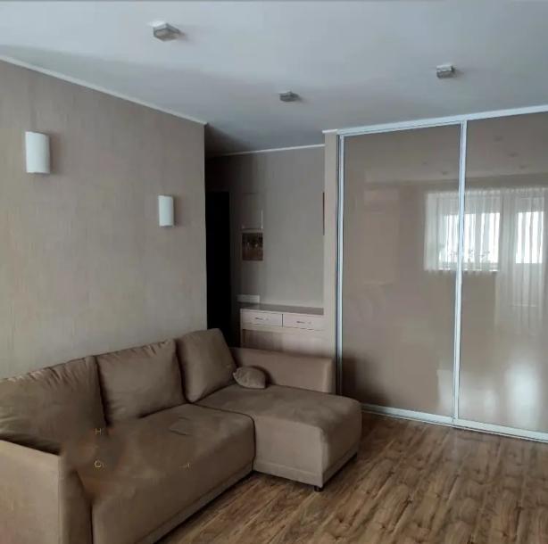 Квартира, 4-кімн., Харьков, Павлово Поле, Науки пр.