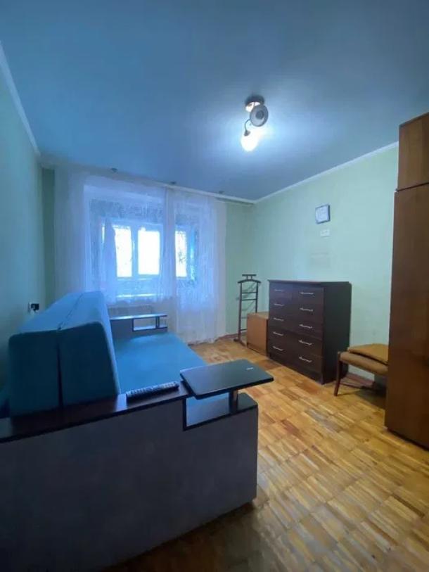 Квартира, 3-кімн., Харьков, Защитников Украины метро, Героев Харькова пр-т